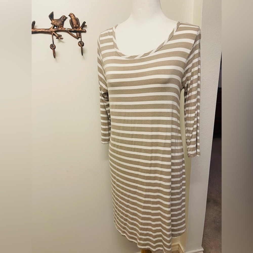 Everly Tunic Top Mini Dress 3/4 Sleeve Tan White Striped A-line Taupe/White | M